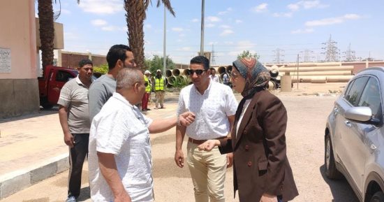 رئيس جهاز "السويس الجديدة" تتفقد أعمال الإسكان والمرافق الجارى تنفيذها بالمدينة