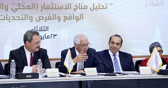 جلسات ثرية تضمنتها لجان المحور الاقتصادى بالحوار الوطنى.. مناقشة 5 قضايا على مدار أسبوعين بحضور 1070 فردا.. برامج الحماية الاجتماعية وصياغة الخريطة السياحية لمصر ووسائل تحفيز الاستثمار السياحى أبرز الموضوعات
