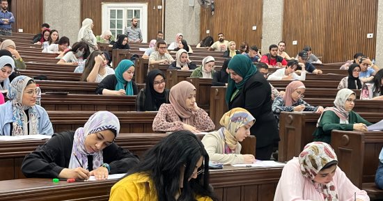 عميد "آداب القاهرة": الامتحانات تسير بهدوء ولم نرصد مشكلات حتى الآن