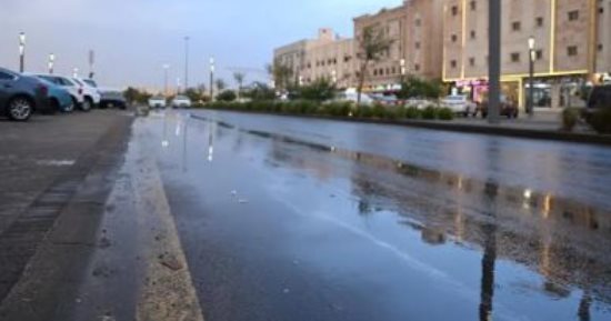 أمطار خفيفة تضرب أجزاء متفرقة من المدينة المنورة