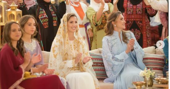 أنيقة مثل حماتها الملكة رانيا.. أجمل إطلالات رجوة آل سيف خطيبة الأمير الحسين