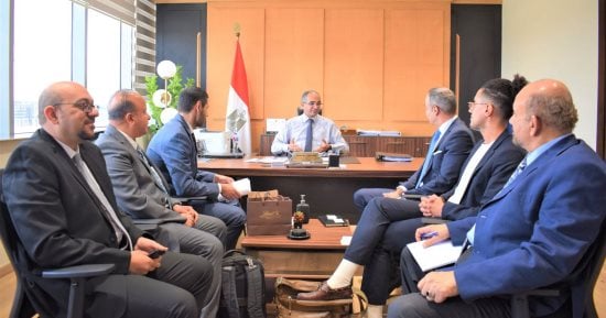 نائب وزير الإسكان يجتمع بمسئولي شركات ألمانية متخصصة بخدمات  مياه الشرب والصرف