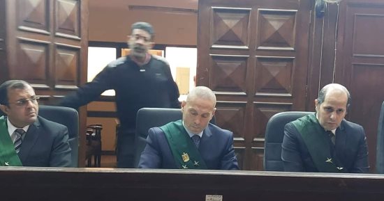 السجن 10 سنوات غيابيا لـ4 متهمين وبراءة خامس فى واقعة ابتزاز فتاة بالمحلة