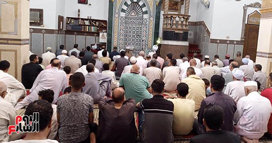 إمام وخطيب مسجد عمرو بن العاص يوضح فضل الصلاة على النبى.. فيديو