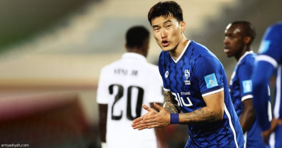 الهلال السعودى يفاوض جانج لتجديد عقده 