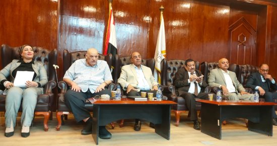 الغرفة التجارية بالجيزة تخاطب "التموين" لحل مشاكل البدالين ومنافذ جمعيتي