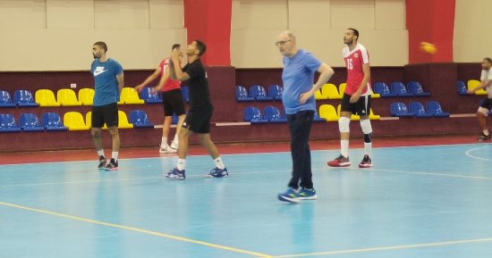 أحمد صلاح ينضم لمعسكر منتخب مصر لكرة الطائرة بعد غياب طويل