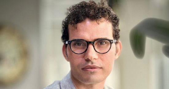 أحمد إبراهيم الشريف يكتب: إيزيدورا.. الاستشهاد فى الحب