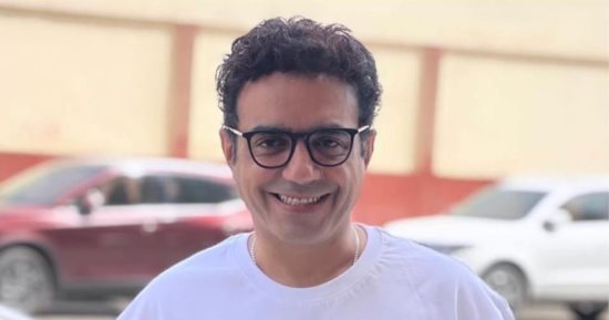 محمد نشأت عن نويزي TV: رد الفعل أسعدني والوقوف على خشبة المسرح لا يضاهيه شيء