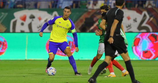النصر يتعادل مع الاتفاق 1 - 1 ويخسر لقب الدوري السعودي.. فيديو