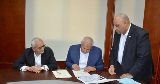 محافظ الوادي الجديد يعتمد نتيجة الدور الأول للإعدادية بنسبة نجاح 91.89%