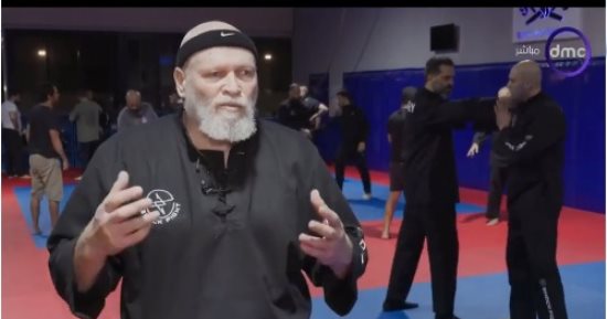 65 سنة وإيده تفوت فى الحيط.. كابتن ممدوح بكار: أمارس الكاراتيه منذ نصف قرن
