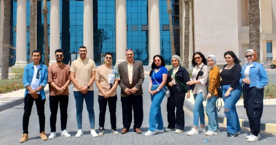 جهاز المنصورة الجديدة يستقبل طلاب جامعة أكتوبر لبحث مشروع تخرجهم