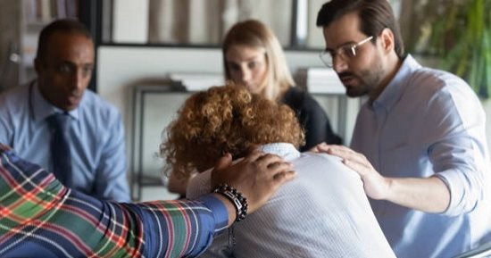 5 علامات تدل على أن لديك موهبة طبيعية فى فهم الآخرين.. استغلها صح