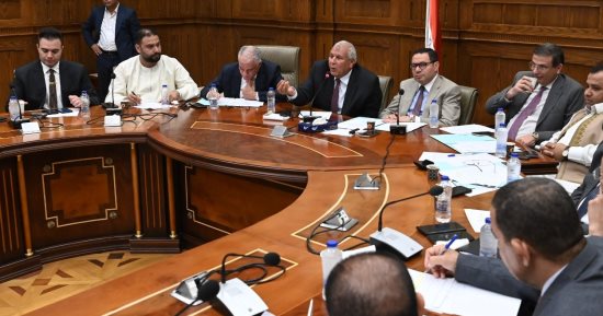 قطاع الرى للنواب: 5 آلاف جنيه حوافز للمزارعين مقابل توريد محصول القصب