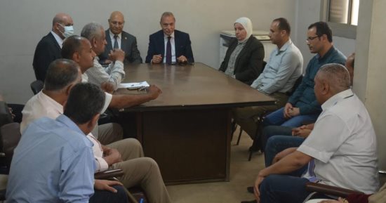 محافظ القليوبية ورئيس جامعة بنها يترأسان اجتماعاً بمشروع الـ30 مليون بيضة بالخانكة