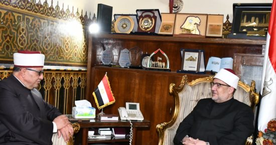 أكاديمية الأوقاف الدولية تنظم دورة لائمة وواعظات بـ"الشئون الدينية" الفلسطينية