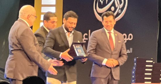 مهرجان إبداع 11 يكرم 9 فنانين فى حفل ختامه بجامعة القاهرة.. صور