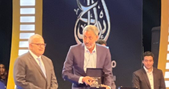 فتحى عبد الوهاب بعد تكريمه فى ختام إبداع 11: بذرة الفن زرعتها بجامعة القاهرة وسعيد بهذا التكريم