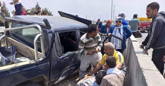 إصابة شخص صدمته سيارة أثناء عبوره الطريق فى التجمع 