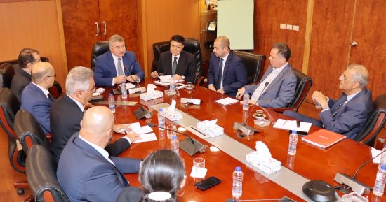 "التنمية الصناعية" تبحث مع المطورين جذب الاستثمار وتعميق الصناعة