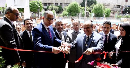 محافظ الفيوم ومساعدى وزير العدل يفتتحون مقراً جديداً للشهر العقارى