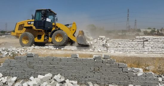 إزالة 15 حالة تعد بالبناء على الأراضى الزراعية ضمن الموجة الـ 21 بقنا