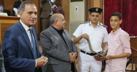 محافظ كفر الشيخ يكرم أبطال أفريقيا للمصارعة وتوأم الجمباز أبناء المشروع القومى للموهبة
