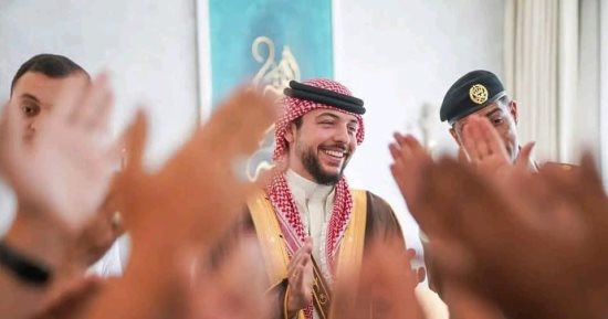 أبو الغيط وحرمه يصلان الأردن للمشاركة فى زفاف ولى العهد الأمير الحسين