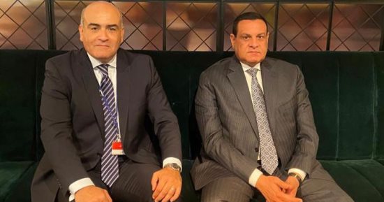 وزير التنمية المحلية يصل هولندا ويستعرض نجاحات "حياة كريمة" مع مسئولى المحليات