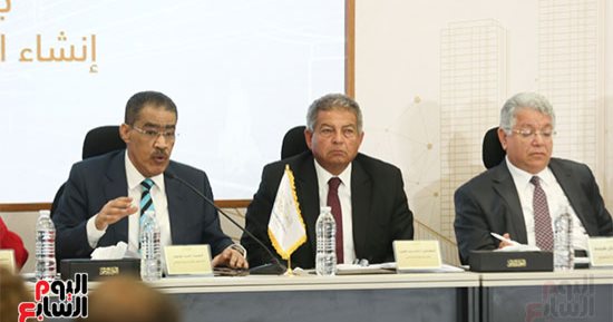 خالد عبد العزيز يشيد بقرار الرئيس السيسى بتشكيل لجنة لتقييم موقف نقل المقابر