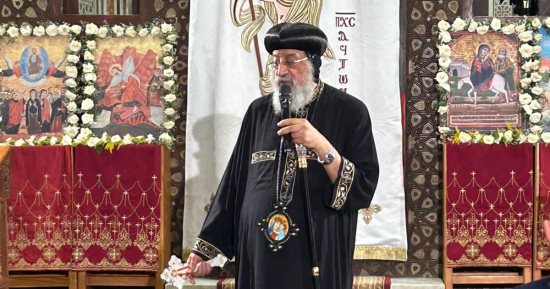 البابا تواضروس و30 يونيو.. وطن بلا كنائس أفضل من كنائس بلا وطن وسنصلى مع إخوتنا فى الشوارع تصريحات أنقذت الوطن.. ويؤكد: زرت محمد مرسى مع شيخ الأزهر قبل ثورة 30 يونيو وكان لا يدرى بما يحدث فى الشارع