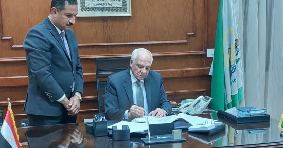 مدير تعليم الجيزة: 255 طالبا حصلوا على الدرجة النهائية بالشهادة الإعدادية
