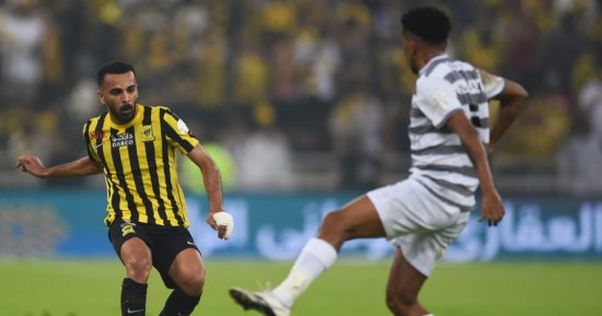 شوط أول سلبي بين الاتحاد ضد الطائي فى الدوري السعودي