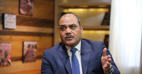الباز للقاهرة الإخبارية: جرائم إسرائيل ارتكبت على الهواء ولا تحتاج لتوثيق