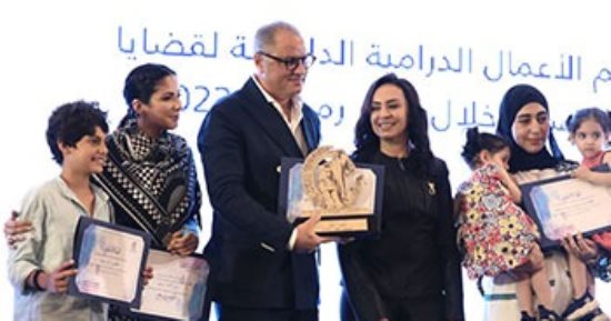 القومى للمرأة يكرم منى زكى عن دورها فى "تحت الوصاية" بدراما رمضان 2023.. صور