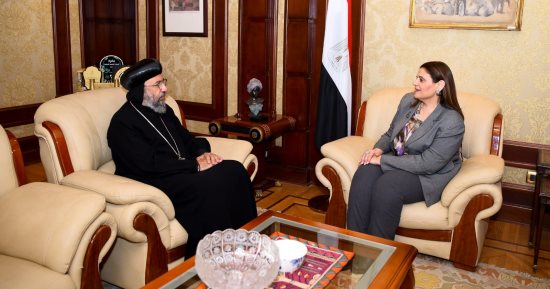 وزيرة الهجرة تدعو الجالية المصرية بإنجلترا للمشاركة فى مؤتمر المصريين بالخارج