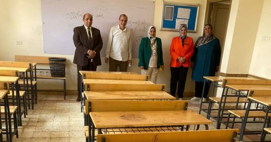 التعليم تتابع جاهزية المدارس لاستقبال امتحانات الثانوية العامة.. صور