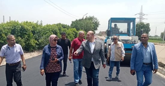 نائب محافظ الجيزة يوجه بسرعة إنهاء مشروعات التطوير والرصف بأوسيم