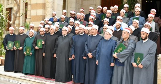 الأوقاف: إيفاد 145 إمامًا وقارئًا إيفادًا دائمًا خلال شهر رمضان الماضي