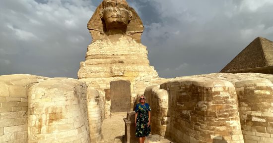 بالصور.. كواليس زيارة قرينة الرئيس الأمريكى جيل بايدن للأهرامات وأبو الهول