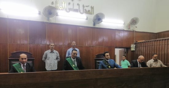 محكمة جنايات الفيوم تقضي بالإعدام لجزار قتل شقيقته لشكه في سلوكها