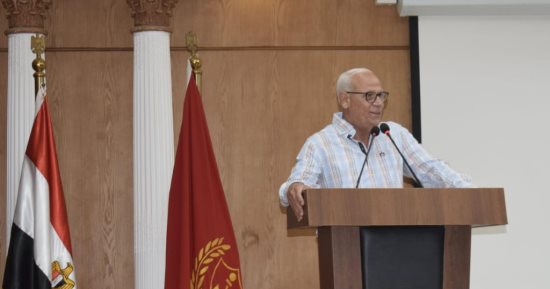محافظ بورسعيد: تنظيم لجنة للمرور على لجان الثانوية العامة للتأكد من جاهزيتها