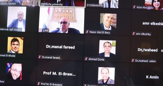 رئيس جامعة المنوفية يجتمع بمجلس الدراسات العليا "أون لاين"