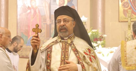 بطريرك الأقباط الكاثوليك يدشن كنيسة الملاك ميخائيل بحدائق القبة بعد تجديدها