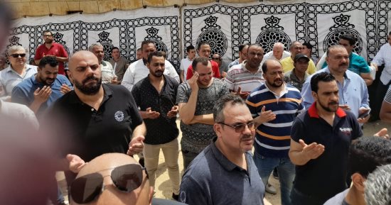 تشييع جنازة زوجة "الطبلاوى" والعزاء غدا فى أشمون بالمنوفية.. صور