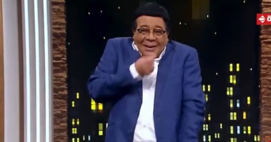 شاهد.. أحمد آدم يغنى "يا ولاد بلدنا يوم الخميس" من أجل الأفراح على قناة الحياة