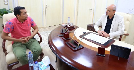 مدير مشروع القطار السريع يكشف لـ"اليوم السابع" موعد تشغيل القطار وكيف تم توطين الصناعة وسعر تذكرة القطار.. أحمد فاروق: أول قطار يصل ديسمبر القادم.. وهذا موعد تجريبه على السكة الحديد.. صور