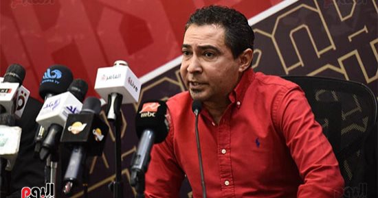 محمد بركات يكشف تفاصيل مكالمة فيتوريا وكولر بشأن الدوليين فى الأهلى
