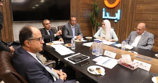 تعاون بين "ابدأ" و شركة "انترتك" البريطانية للاستثمار